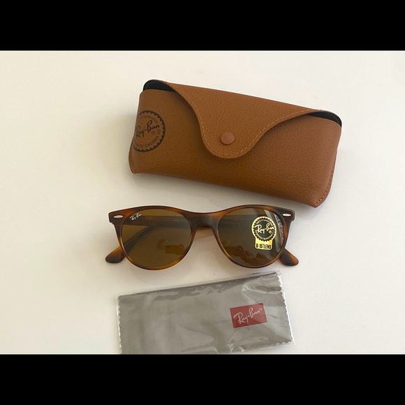 SOLD Ray-Ban Sunglasses Tortoise - Picture 1 of 8